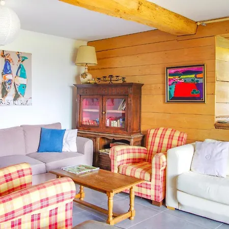 Beautiful In With 2 Bedrooms And Wifi *